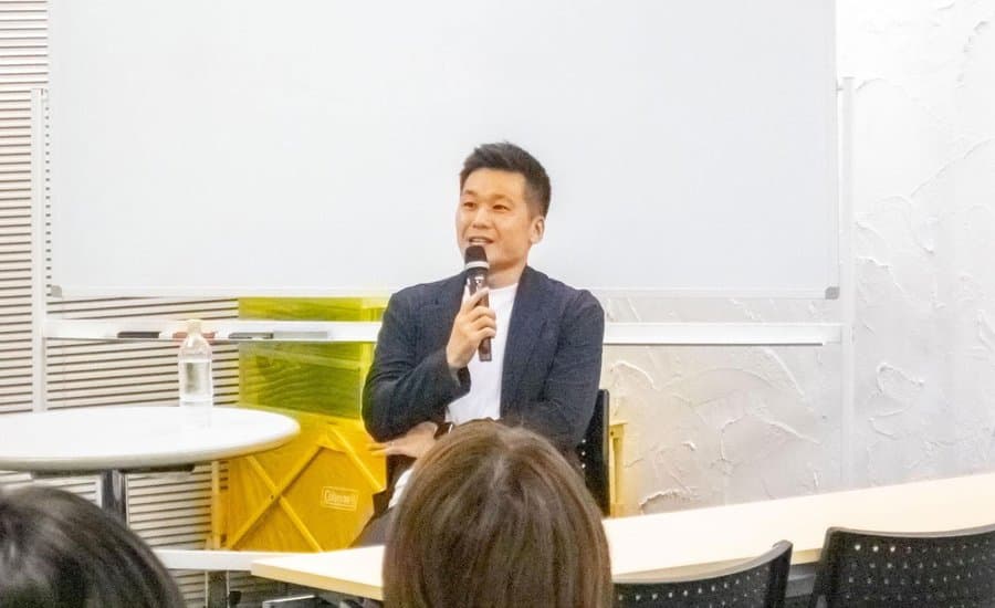 OSAKAあかるクラブ未来会議での講演